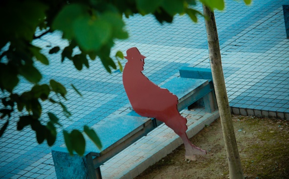 Human shape bench divider at Edinburgh Place